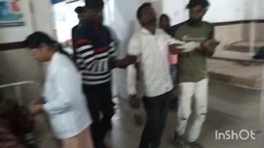 त्योंदा: खेरोदा रोड किनारे गड्ढे में बाइक गिरने से पति-पत्नी घायल, 108 की मदद से त्यौदा स्वास्थ्य केंद्र लाए गए