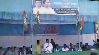 মাথাভাঙা ২: নিশিগঞ্জ সংলগ্ন এলাকায় এস আই আর সহায়তা কেন্দ্র পরিদর্শন করে কাজকর্ম খতিয়ে দেখলেন রাজ্যের মন্ত্রী