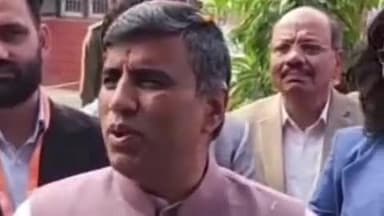 पानीपत: रोहतक पहुंचे शिक्षामंत्री महिपाल ढांडा, कहा- राजीव गांधी स्टेडियम सरकार के लिए नासूर