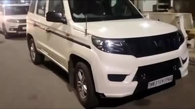 उचाना: धरौदी गांव के बस अड्डे के पास कार से 72 बोतल अवैध शराब बरामद