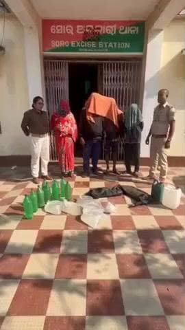 ସୋର: ଶିଙ୍ଗାଖୁଣ୍ଟା ପଞ୍ଚାୟତର ବିଭିନ୍ନ ସ୍ଥାନରେ ଅବକାରୀ ଚଢ଼ାଉ, ଦେଶୀମଦ ଜବତ ସହ ଚାରି ଗିରଫ