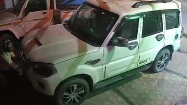 सिंघिया: बहेरी होंडा बीएमए कॉलेज रोड से स्कॉर्पियो चोरी करने का प्रयास, वीडियो सोशल मीडिया पर वायरल