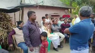 রতুয়া ২: পুকুর থেকে দশম শ্রেণীর ছাত্রীর দেহ উদ্ধারের ঘটনায় হরিপুর গ্রামে পরিবারের সাথে দেখা করলেন বিধায়ক