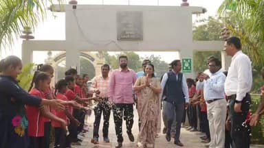 સંખેડા: તાલુકા કક્ષાનું બાર વિજ્ઞાનિક પ્રદર્શન જે શારદા હાઇસ્કુલ આનંદપુરા ખાતે યોજાયું, જિલ્લા પંચાયત પ્રમુખ ઉપસ્થિત રહ્યા.