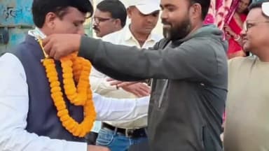 बाघमारा/कतरास: बाघमारा विधायक शत्रुघ्न महतो जमुआ पंचायत के 4 न: कॉलोनी में ग्रामीणों की समस्याओं से अवगत हुए