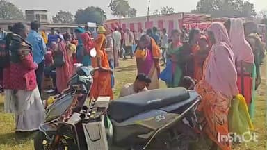 भवनाथपुर: गढ़वा के गांवों में जनहित सेवाओं की बारात संपन्न, 23611 आवेदनों का हुआ निष्पादन, भवनाथपुर में शिविर