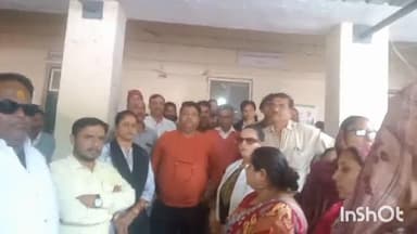 माकड़ोन: तराना में ब्राह्मण समाज ने IAS वर्मा का पुतला जलाया, विवादित बयान के विरोध में वर्मा को जेल भेजने की मांग