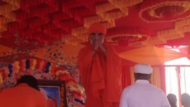 भवानीपुर: ईश्वर भजन के बगैर मानव जीवन पशुवत है, सत्संग से जुड़कर ही मानव पा सकते हैं मोक्ष - स्वामी सत्यानंद जी महाराज