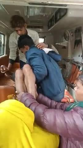 गाँव ग़ाज़ीपुर में झगड़ा हुआ,