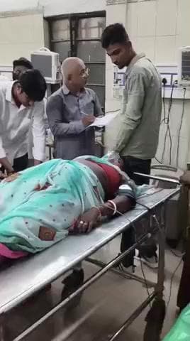 ताजपुर: शाहपुर बघौनी में चलती टेंपो से गिरकर एक महिला जख्मी