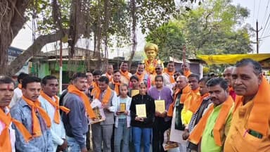 सारंगपुर: सारंगपुर में महात्मा ज्योतिबा फुले की 135वीं पुण्यतिथि पर फूलमाली समाज ने दी श्रद्धांजलि