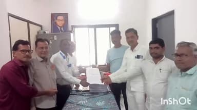 जळगाव जामोद: निष्कृष्ट दर्जाच्या तांदुळाबाबत स्वत धान्य दुकानदाराच्या वतीने तहसीलदार मार्फत जिल्हाधिकारी यांना निवेदन