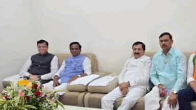 बदनापूर: आमदार नारायण कुचे यांनी माजी मंत्री रावसाहेब पाटील दानवे यांची त्यांच्या निवासस्थानी घेतली सदिच्छा भेट