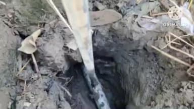 ফলতা: ফলতা এলাকায় জনস্বাস্থ্য কারিগরি দপ্তরের পানীয় জল পরিষেবার পাইপ লাইন ফেটে গিয়ে বিপত্তি