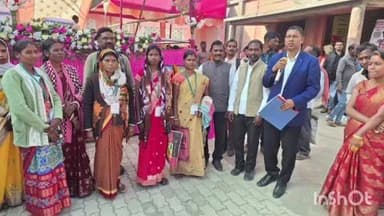 कुचाई: अरूवां व रोलाहातु पंचायत में बीडीओ साधुचरण देवगम सेवा अधिकार सप्ताह शिविर में शामिल हुए