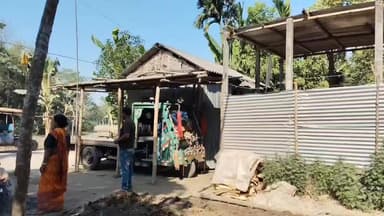 সীতাই: উত্তর সিতাইয়ে ভুটভুটি চুরি করে পালাতে গিয়ে যান্ত্রিক ত্রুটিতে ভুটভুটি রেখে পালাল চোর!