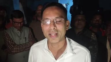 जबेरा: कलेक्टर सुधीर कुमार कोचर ने अनुसूचित जाति बाहुल्य वर्ग के लोगों को दी जानकारी