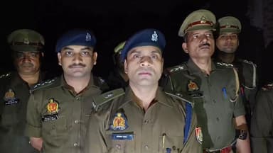 फिरोजाबाद थाना दक्षिण पुलिस ने फरार चल रहे इनामिया रामवीर उर्फ बीरा को मुठभेड में किया गिरफ्तार।
#फिरोजाबाद #मुठभेड़ #थ...