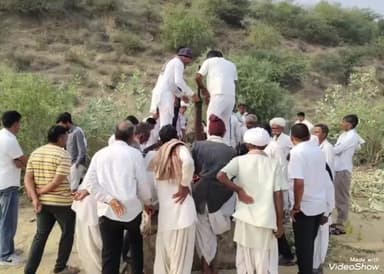 सांचोर: सांचौर के आरवा सब माइनर में किसानों के प्रदर्शन के बाद पानी छोड़ा गया