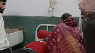 आंवला: आंवला में पानी से भरा ई-रिक्शा पलटा, चालक समेत 2 लोग घायल, जिला अस्पताल रेफर