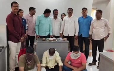 जालना: जालन्यात विविध ठिकाणी छापे टाकून जुगार प्रकरणात 3 जण पोलिसांच्या ताब्यात, सदर बाजार पोलिसांची कारवाई..