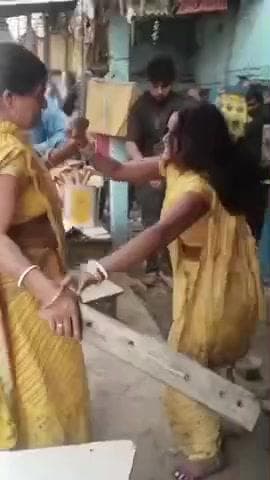 ताजपुर: ताजपुर के गुदरी बाजार में 11 धुर जमीन के विवाद में एक ही परिवार के तीन सदस्यों से मारपीट