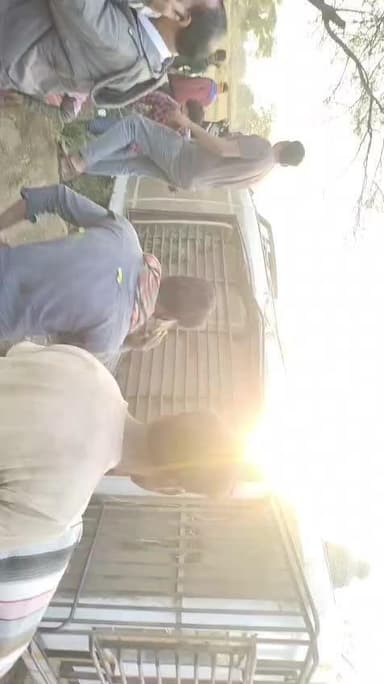 व्यासनगर/पामगढ़ तेज रफ़्तार का कहर ! बीच सड़क सवारियों से भरी बस पलटी, दर्जनों यात्री घायल