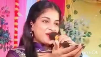 प्रतापगंज: प्रतापगंज में आयोजित कार्यक्रम में सिंगर कुमारी ने दी प्रस्तुति, दर्शकों ने तालियाँ बजाकर किया उत्साहवर्धन