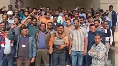 झालरापाटन: कालीसिंध थर्मल कॉलोनी मे चोरी की घटना पर थर्मलकर्मियो ने एसपी के नाम एडिशनल SP को दिया ज्ञापन चोरो को गिर करने की मांगकी