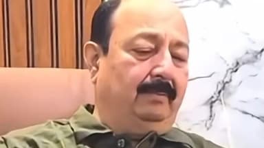 सांगोला: आता शहाजी बापू पाटील यांना दंडवत घालून घे म्हणावं : माजी आमदार दीपक साळुंखे पाटील