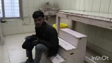 छत्तीसगढ़ से बदायूं जा रहा युवक डबरा बायपास हाईवे पर बाइक दुर्घटना में घायल