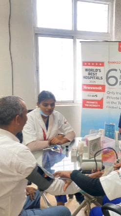 तिजारा: भिवाड़ी लायंस क्लब ने लगाया निशुल्क स्वास्थ्य शिविर, 114 लोगों की जांच, ECG और X-रे जैसी सुविधाएं भी शामिल