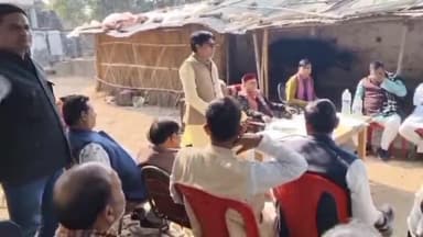 बांसडीह: बांसडीह कस्बे में शीर्ष नेतृत्व के निर्देशन पर समाजवादी पार्टी के कार्यकर्ताओं की महत्वपूर्ण बैठक आयोजित की गई