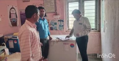 లింగాల: అంబటిపల్లి ప్రాథమిక ఆరోగ్య కేంద్రాన్ని సందర్శించిన జిల్లా వైద్య ఆరోగ్యశాఖ అధికారి డాక్టర్ రవికుమార్