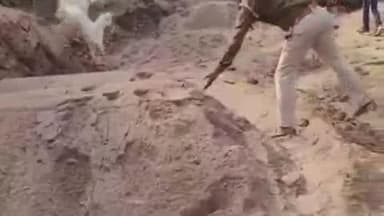 मांगरौल: मुंडिया गांव में बजरी खनन करने पर पुलिस और माइनिंग विभाग की टीम ने 3 ट्रालियों को किया ज़ब्त, फरार हुए बजरी माफिया