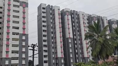 மதுக்கரை: கவுண்டம்பாளையம் அடுக்குமாடி குடியிருப்பில் 13 வீடுகளில் கொள்ளை கொள்ளையர்களை போலீசார் சுட்டு பிடித்தனர்