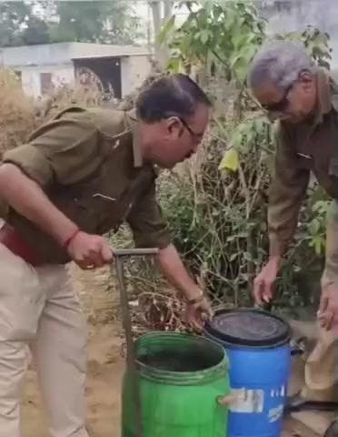 चितलवाना: रतनपुर गांव में आबकारी विभाग ने की बड़ी कार्रवाई, 1500 लीटर अवैध वॉश और 7 भट्टियों को किया नष्ट