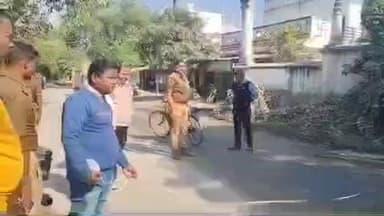 सोहावल: बभनियांवा ईदगाह की पैमाईश के दौरान 42.9 वर्गमीटर पीडब्ल्यूडी की जमीन में लगाया गया निशान