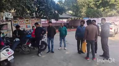 नवाबगंज: बाराबंकी में डिवाइडर से टकराई कार, इंजीनियर की हुई मौत, तीन लोगों को किया गया रेफर