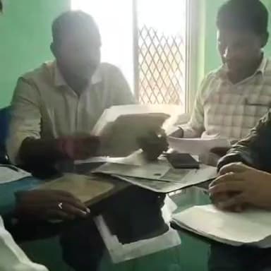 गोगरी: गोगरी ट्राइसेम भवन में जनता दरबार का आयोजन, 13 मामले आए, 9 का निष्पादन हुआ