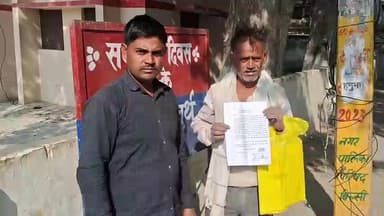 बिल्सी: रिसौली निवासी एक व्यक्ति ने गांव के दबंग पर गेहूं की फसल को ट्रैक्टर से जोतने का आरोप लगाया, पुलिस से की शिकायत