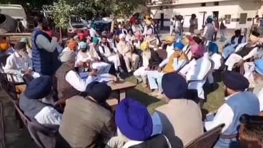 ਮੌੜ: ਮੌੜ ਮੰਡੀ ਵਿਖੇ ਜਿਲਾ ਪਰਿਸ਼ਦ ਬਲਾਕ ਸੰਮਤੀ ਦੀਆਂ ਚੋਣਾਂ ਨੂੰ ਲੈ ਕੇ ਮੀਟਿੰਗਾਂ ਕੀਤੀਆਂ ਜਾ ਰਹੀਆਂ ਹਨ