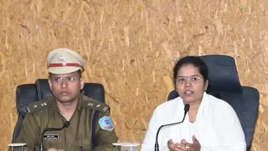 इटखोरी: चतरा में जिला स्तरीय सड़क सुरक्षा समिति की बैठक, दुर्घटनाओं पर नियंत्रण के लिए आवश्यक निर्देश जारी