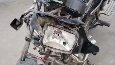 पडरौना: सेमरा पेट्रोल पंप के पास बड़ा हादसा, नीलगाय से टकराकर युवक गंभीर रूप से घायल, कंधे की हड्डी टूटी