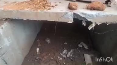 ചേർത്തല: അരൂരിലെ ഉയരപാത നിർമ്മാണ മേഖലയിലെ കാനയുടെ സ്ലാബ് ഒടിഞ്ഞ് അപകടം