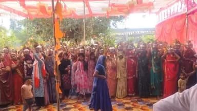 बकानी: भूमांड़ा गांव में श्रद्धा का सैलाब उमड़ा, श्रीमद् भागवत कथा एवं बैकुंठठी चतुर्दशी व्रत उद्यापन कार्यक्रम का आयोजन