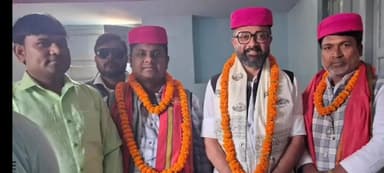 कुशेश्वर स्थान पूर्बी: विधायक अतिरेक कुमार की धन्यवाद यात्रा, ग्रामीणों ने किया गर्मजोशी से स्वागत