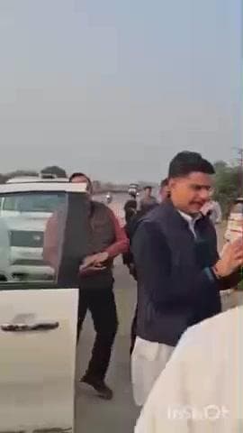 पीपलू: सोहेला में राधा-रानी होटल पर टोंक विधायक सचिन पायलट ने युवा कार्यकर्ताओं से की मुलाकात