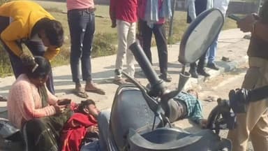 सिरसागंज: सिरसागंज क्षेत्र में हाईवे पर दो बाइकों की आमने-सामने टक्कर, महिला सहित तीन लोग घायल, जिला अस्पताल किया रेफर