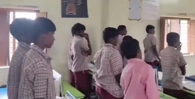 మునుగోడు: మునుగోడు పాఠశాలలో మిడ్ మిల్స్ తనిఖీ